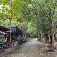 บ่อน้ำพุร้อนหนองหญ้าปล้อง