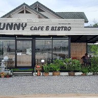 Sunny Cafe & Bistro