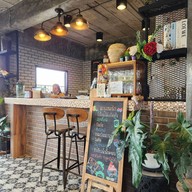 ร้านไอ้ป๋อง -