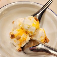 เมนูของร้าน หวานลิ้นไอติมไข่แข็ง จรัญ 3