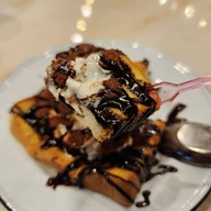 เมนูของร้าน หวานลิ้นไอติมไข่แข็ง จรัญ 3