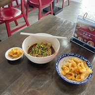 Food or drink of Chucharm Bangkok Boat Noodles (Bang Mod) Susco Bang Mod