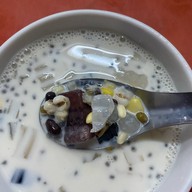 ร้านน้ำเต้าหู้ช่องเขา