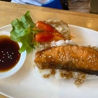 ข้าวปั้น ซูชิเฮ้าส์ (หน้าศาล) ข้าวปั้น ซูชิเฮ้าส์ (หน้าศาล)