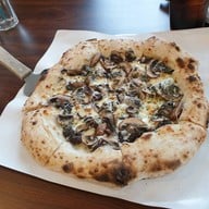 เมนูของร้าน Pierre Pizza ปิแอร์ พิซซ่า