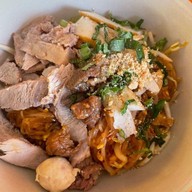 ร้าน SPIN ถนนข้างเรือนจำ ถนนหลังสำนักงานขนส่ง (ขนส่งที่ต่อ ภาษี พรบ.รถยนต์ ทำใบขับขี่)