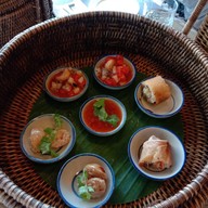 เมนูของร้าน Charn Reataurant The Series Resort Khao Yai
