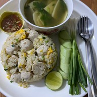 ครัวอลิสา ดำเนินสะดวก