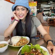 เชฟเด้ง สาขา 1 หลังโรงพยาบาลกรุงเทพ อุดรธานี