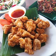 เมนูของร้าน ลาภริมโมงค์