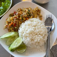 เชฟเด้ง สาขา 1 หลังโรงพยาบาลกรุงเทพ อุดรธานี