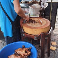 บรรยากาศ เป็ดพะโล้โกเหลียง (บางลี่) นนทบุรี