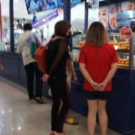 หน้าร้าน ซาลาเปาโกอ้วน สาขาอิมพีเรียลเวิลด์ สำโรง
