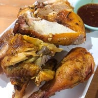 ไก่ย่างรัชดา (สาขา เอสพลานาด) เอสพลานาด รัชดา