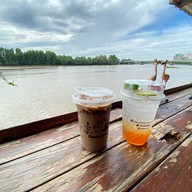 Floriva Cafe.