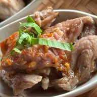 เมนูของร้าน ก๋วยเตี๋ยวเรือ ร้าน ณ อยุธยา ริมคลองบางระมาด