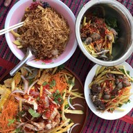 เมนูของร้าน ร้านปิดนะคะ หมดสัญญาเช่าที่ดินค่ะ