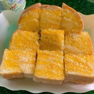 สถานีมีนม นํ้าปั่น ปังเย็น ปังปิ้ง ชา/กาแฟ บ้านบึง