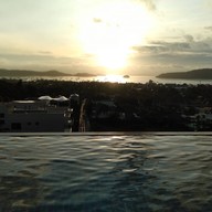 The View Rawada Resort And Spa Phuket Hotel (เดอะวิว ราวาด้า รีสอร์ท แอนด์ สปา) ภูเก็ต