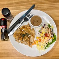 กะเพราXข้าวมันไก่ แม่คำปอง ซีเจมอล