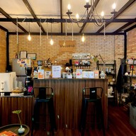 ธรรมชาติ บาร์