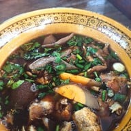 ก๋วยจั๊บป้าต๋อย นั่งเกล้า