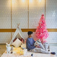 บรรยากาศ Drinks On Me (ดริ๊งส์ ออน มี) พญาไทย