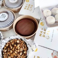 Madam YU - มาดามยู้วคาเฟ่และขนมเปี๊ยะ