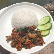 เมนูของร้าน กะเพราป่า พริกแห้ง คลองแห้ง