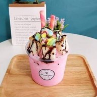 เมนูของร้าน มันเยิ้มมากก 🍟🍟