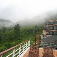 The View Rawada Resort And Spa Phuket Hotel (เดอะวิว ราวาด้า รีสอร์ท แอนด์ สปา) ภูเก็ต