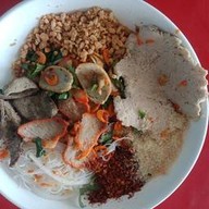 เมนูของร้าน ก๋วยเตี๋ยวหมูสับสูตรโบราณ.  ก๋งฮั้ว 1