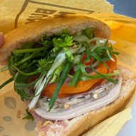 เมนูของร้าน BUNMEE Vietnamese Café อารีย์