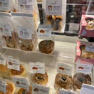 Crumbs BTS ชิดลม