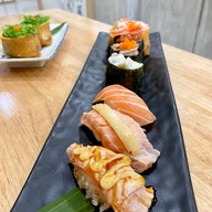 KUM PENG Thasala & 2 Siss Cafe'