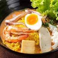 เมนูของร้าน ก๋วยเตี๋ยวต้มยำไข่หวานยางมะตูม -