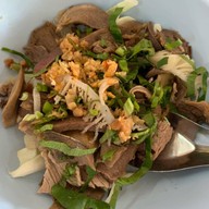 เมนูของร้าน ก๋วยเตี๋ยวเฮียตี๋น้อย เนินมะกอก
