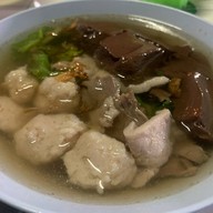 โจ๊กเจ๊แจ๋น