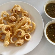 เมนูของร้าน ก๋วยเตี๋ยวเฮียตี๋น้อย เนินมะกอก