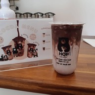 HOP Chafe ชานมไข่มุก หน้าหมู่บ้านเสริฐศิริ