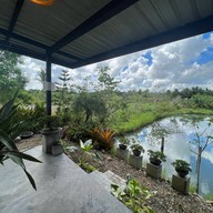 PADTHAI TONJIK RESTAURANT & CAFE