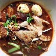 เมนูของร้าน ก๋วยเตี๋ยวเรือ 3 อ. By.แม่จำเนียน .