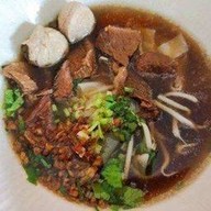 เมนูของร้าน ก๋วยเตี๋ยวเรือ 3 อ. By.แม่จำเนียน .