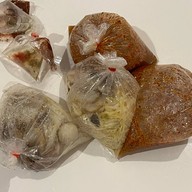 เมนูของร้าน ก๋วยเตี๋ยวลุงกับป้า