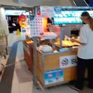 หน้าร้าน SUSHI LIKE 10บาท บิ๊กซีศรีนครินทร์