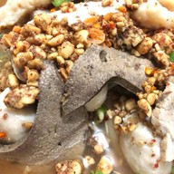 ก๋วยเตี่ยวหมูต้มยำโบราณ/บะหมี่หมูแดง ข้าวหมูแดง ไก่เทริยากิ