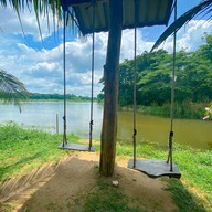 สวนพร้าว คาเฟ่