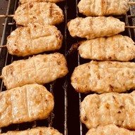 แอ๊นท์ หมูปิ้ง สาขา2