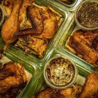 บ้านขันโตก Food Villa