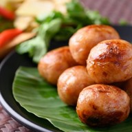 หมูปิ้งโบราณ ไส้กรอกอีสาน